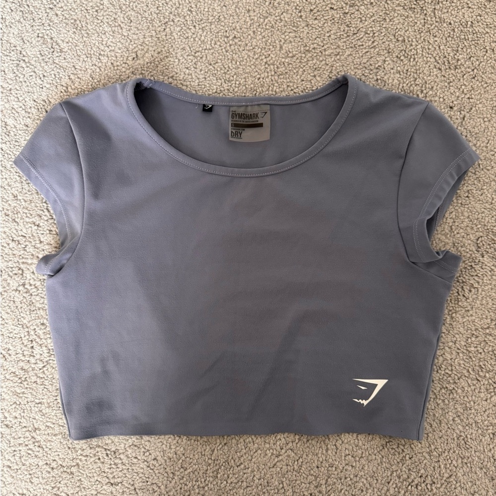 ✨SOLD✨ gymshark crop top